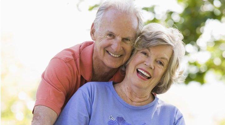 Vivir en pareja nos protege frente a la demencia