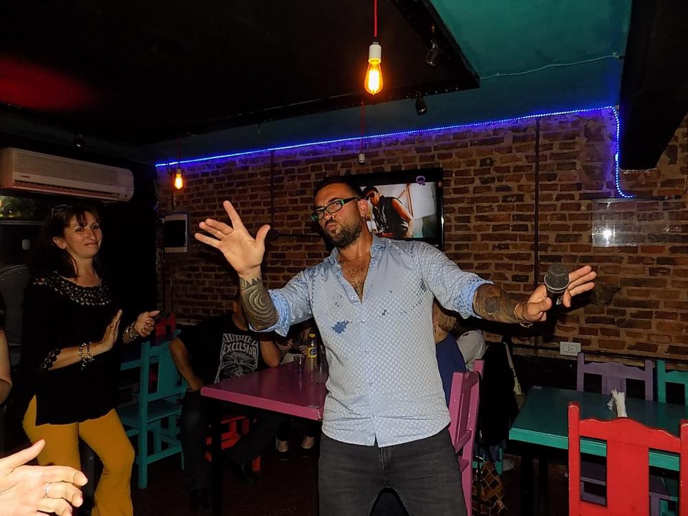 SHOW GUSTAVO SANTILLAN EN ¨COSTA SOFIA¨