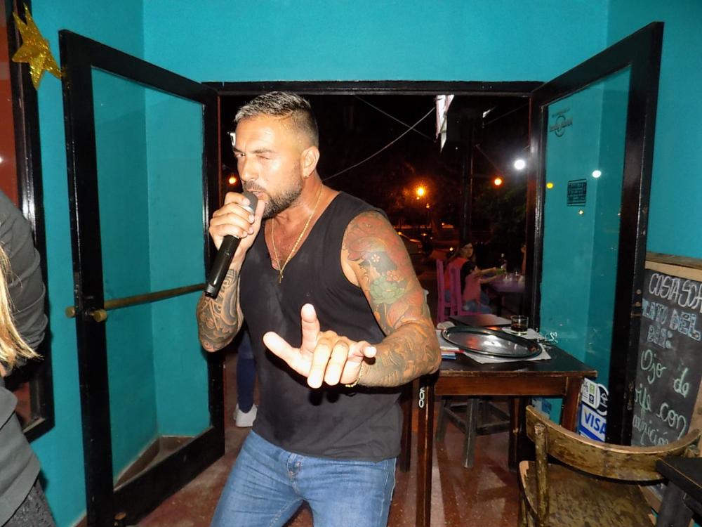 SHOW GUSTAVO SANTILLAN EN ¨COSTA SOFIA¨