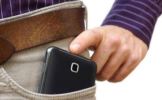 Lugares en los que no se debe poner el celular