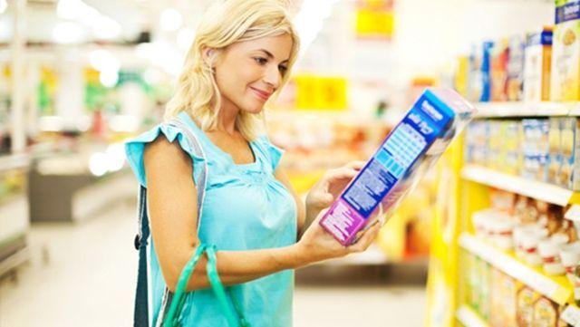 Asocian a los alimentos procesados a mayor riesgo de cáncer