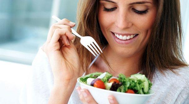 Para bajar de peso lo importante es comer bien