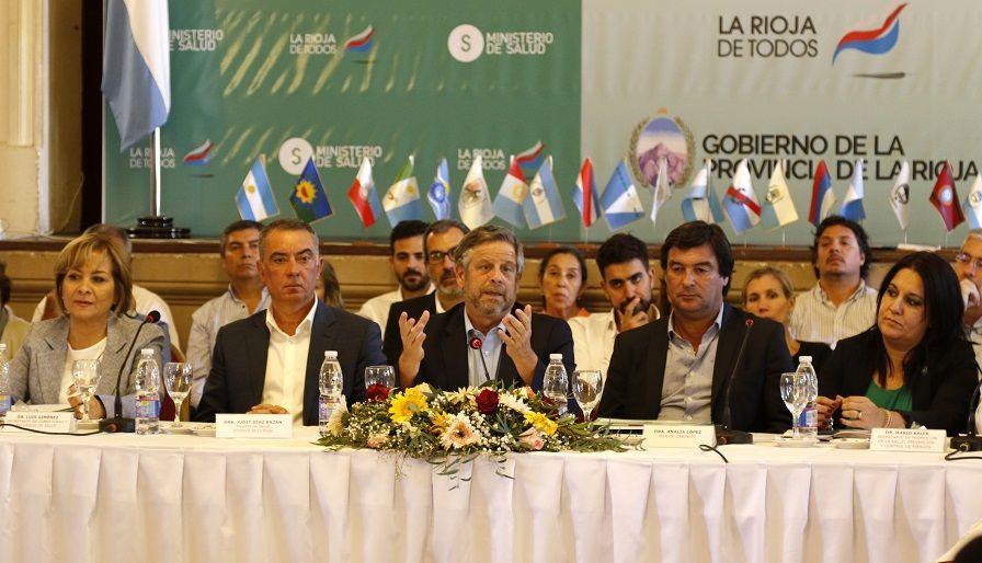 Los ministros de Salud del país acordaron una política nacional de medicamentos