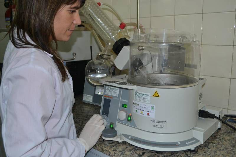 Pcia Bs.As: Realizan análisis de agua para determinar su potabilidad y aptitud