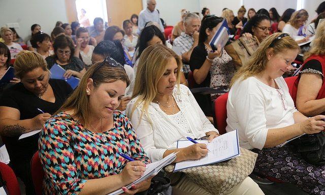 San Isidro: Despierta gran interés el curso para aprender a cuidar adultos mayores