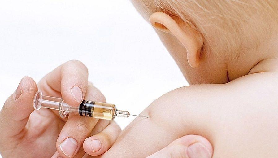 Instan a proteger a los niños con la vacunación antigripal antes del invierno