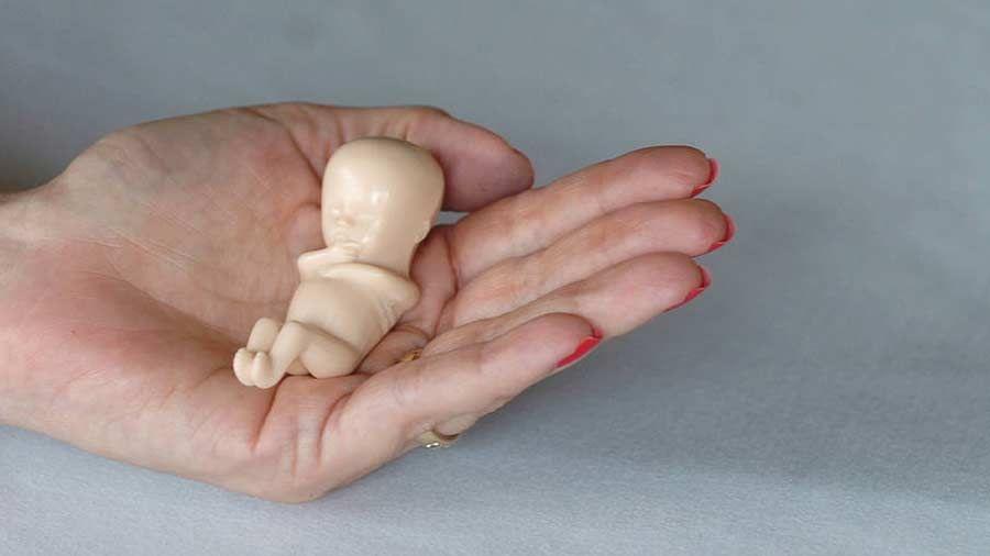 Colegio Médico de El Salvador se pronuncia en contra del aborto