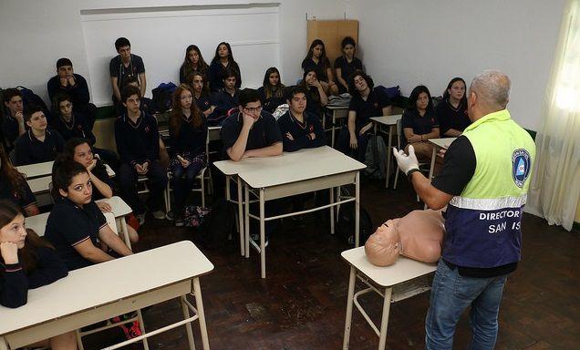 Alumnos del Colegio San Isidro aprendieron técnicas de RCP