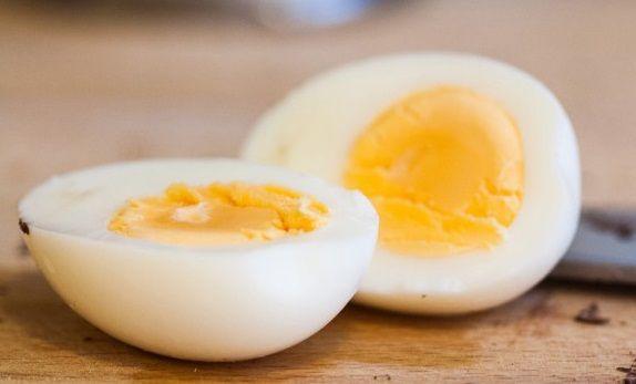 Comer 12 huevos por semana no aumenta el riesgo cardiovascular