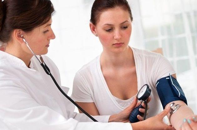 La hipertensión duplica el riesgo de infarto de miocardio en hombres y lo triplica en mujeres
