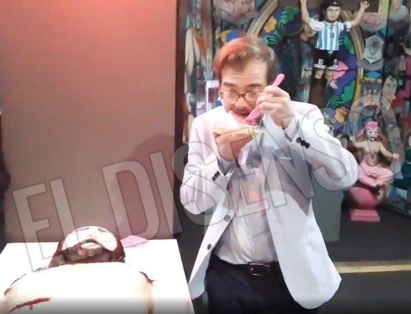 Ante gravísima ofensa a Jesucristo crucificado del Ministro de Cultura de Buenos Aires Enrique Advogrado