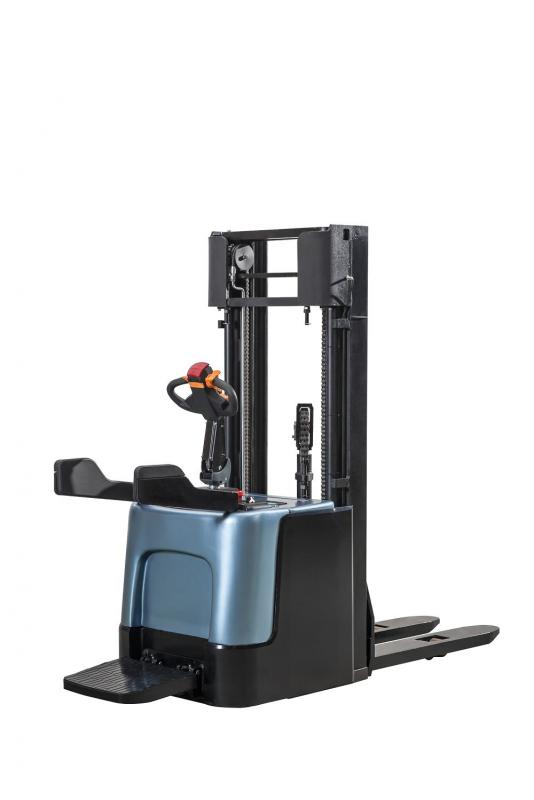 Apilador electrico con torre retráctil