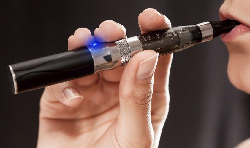 El vapor de los cigarrillos electrónicos incrementa la inflamación del pulmón