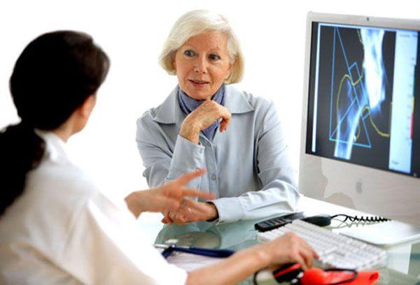 La osteoporosis y demencia tendrían factores de riesgo similares