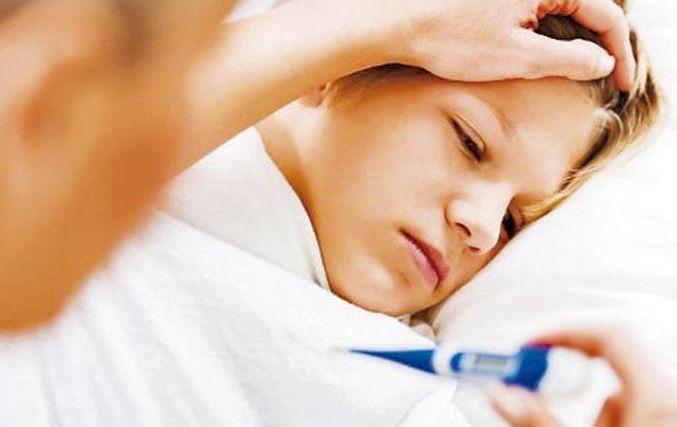 Meningitis: Qué es, causas, diagnóstico, prevención y tratamiento