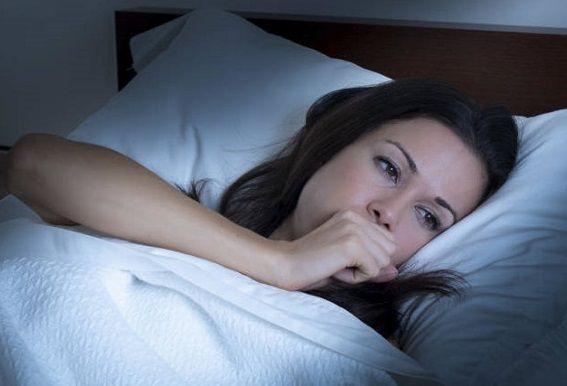 La tos nocturna además de interrumpir el sueño afecta a las defensas
