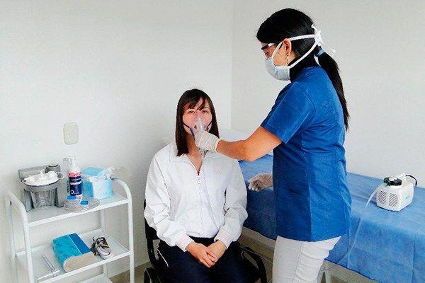 Por la contaminación millones de personas van a urgencias por ataques de asma