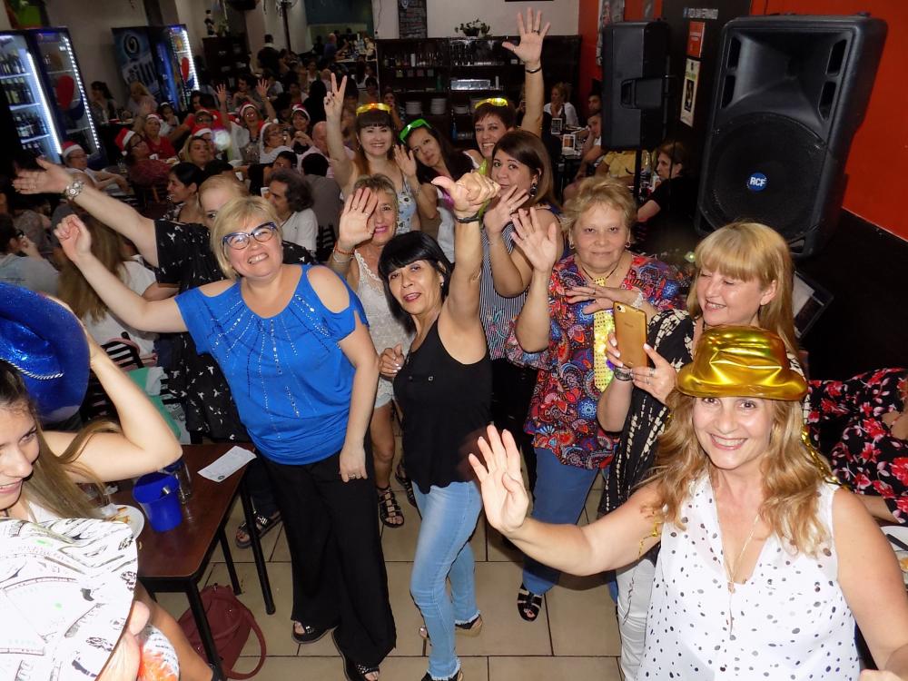 SHOW GUSTAVO SANTILLAN EN ¨MITRE PIZZA¨