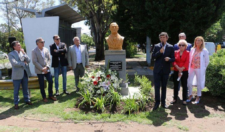San Isidro homenajeó al Dr. Alberto Aníbal Viaggio