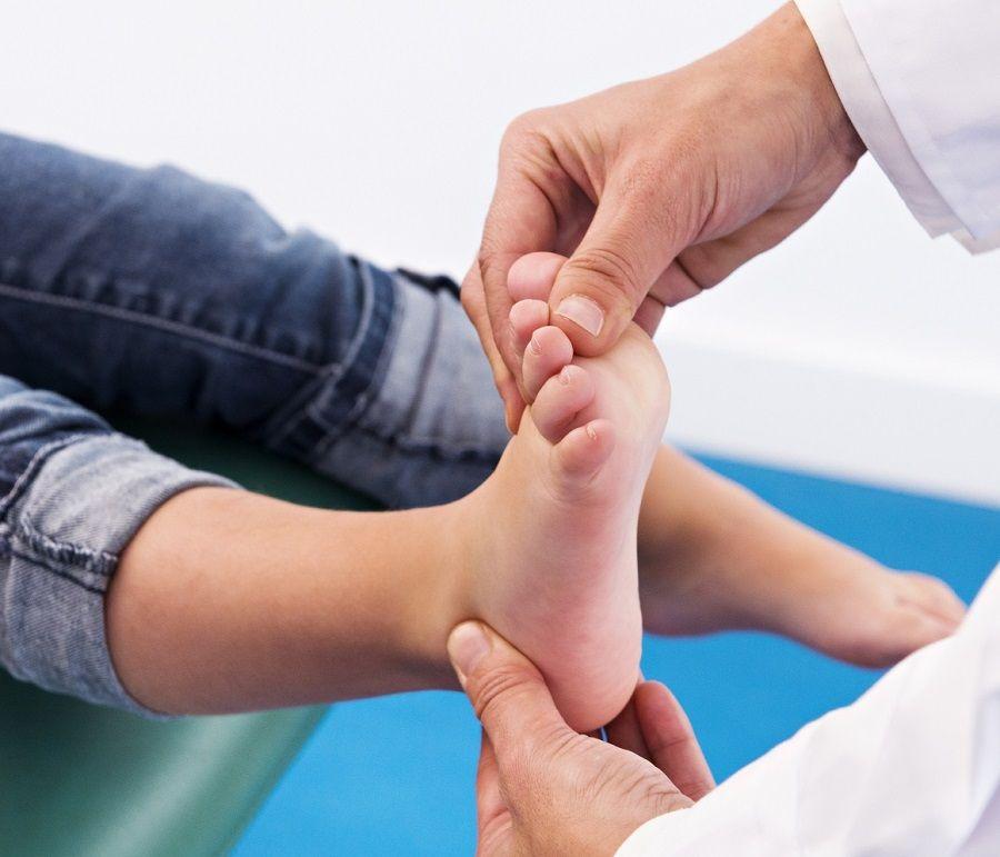 En los niños la postura del pie estaría asociada con sus alteraciones dentales