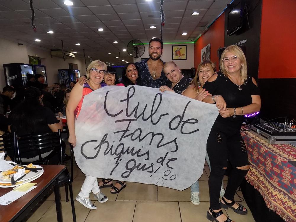 SHOW GUSTAVO SANTILLAN EN ¨MITRE PIZZA¨