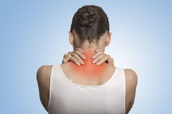Dolor de cuello: síntomas, causas, cuando consultar y cómo prevenir