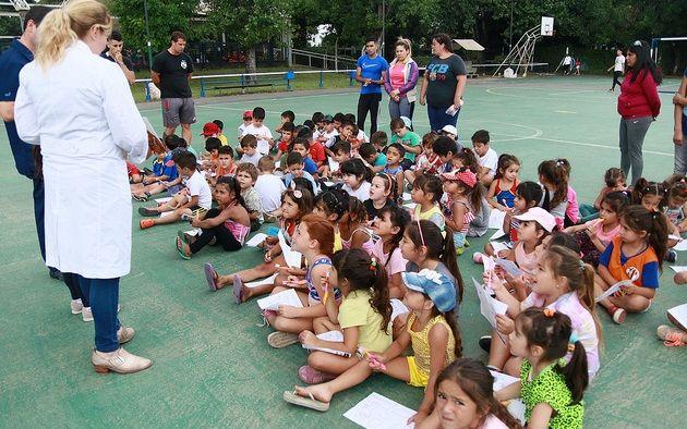 San Isidro controla la salud bucal de los niños en las colonias