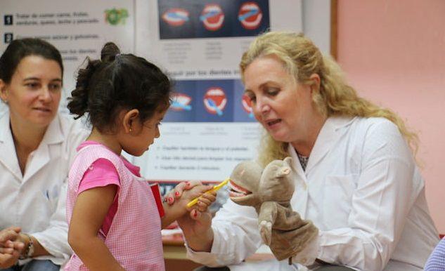 San Isidro: servicios odontológicos gratuitos en la vía pública