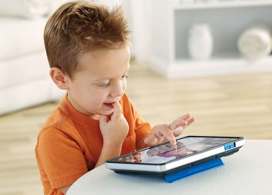 Relación entre uso de pantallas con un peor desarrollo de los niños