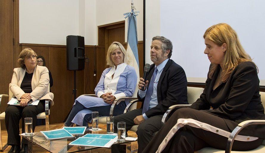 Presentaron guía de entornos escolares saludables para prevenir la obesidad