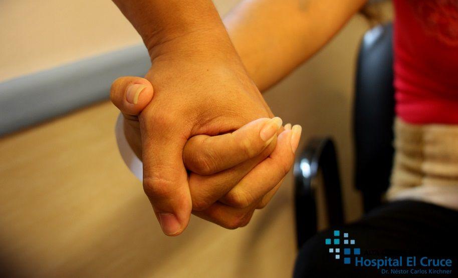 Un trasplante renal de donante vivo entre hermanos fue el número 100 del Hospital El Cruce