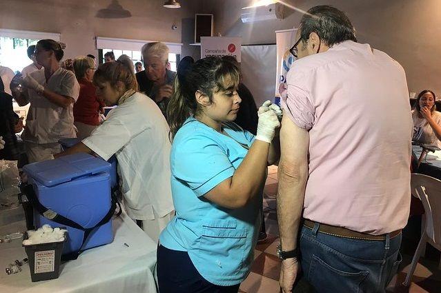 San Isidro: la campaña de vacunación también pasó por Puerto Libre