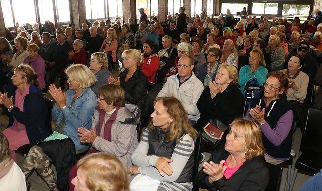 San Isidro: Capacitan a los adultos mayores para cuidar su salud bucal