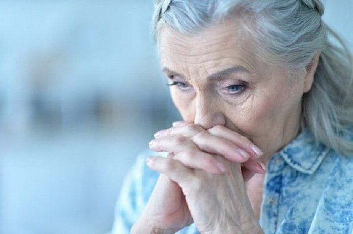 La soledad no deseada, un factor de riesgo para el desarrollo de demencia