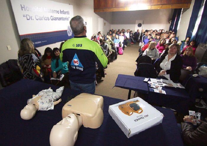 San Isidro capacita en RCP a profesores de educación física de escuelas