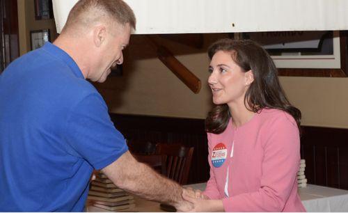 Jóvenes conservadoras contra el socialismo (EEUU)