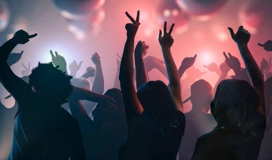 Temporada alta de fiestas de egresados: padres en alerta por posibles riesgos y consecuencias