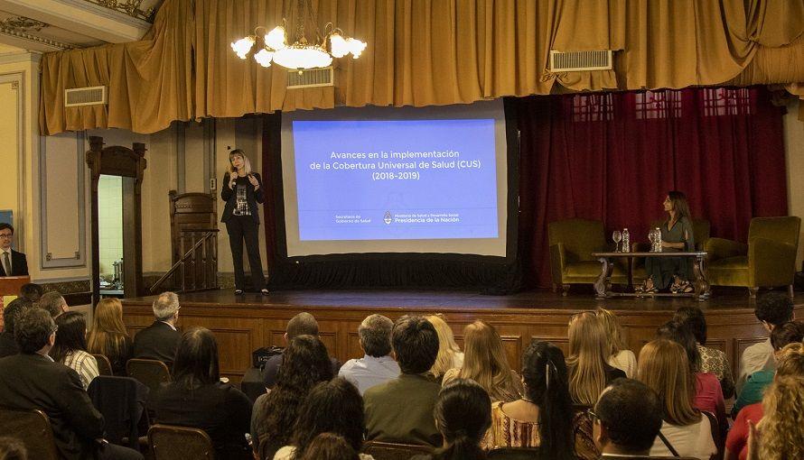 Destacan avances de la cobertura universal en jornada de equipos de salud de todo el país
