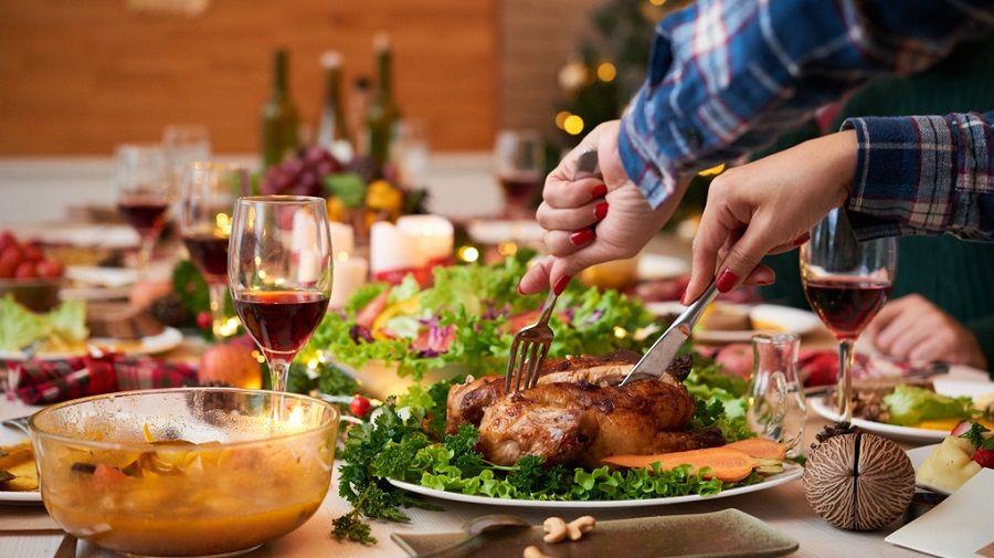 Charla virtual sobre prácticas de alimentación seguras y saludables para las fiestas de fin de año