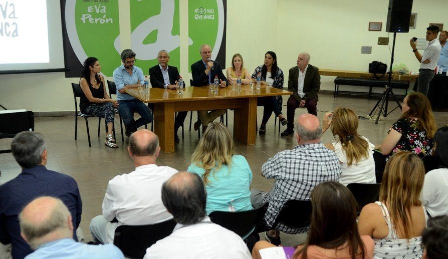 Gollán encabezó la primera mesa de trabajo sobre Infecciones Respiratorias Agudas Bajas