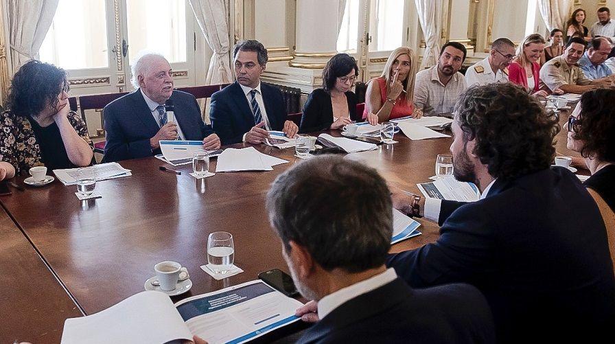 Reunión de las áreas involucradas en la respuesta ante el nuevo coronavirus