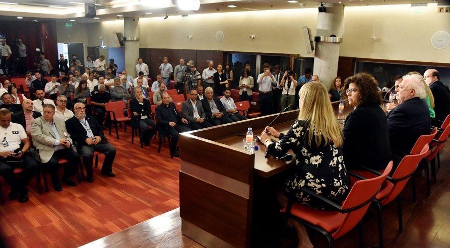 El ministro de Salud supervisó las acciones que se realizan en el aeropuerto de Ezeiza por el COVID-19