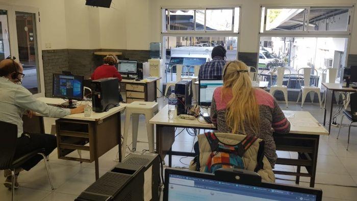 Lanzan un mega operativo para seguir a distancia a pacientes con Covid-19 y a personal de salud con síntomas