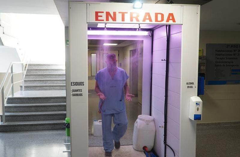 COVID-19: San Isidro incorpora cabinas sanitizantes en sus hospitales