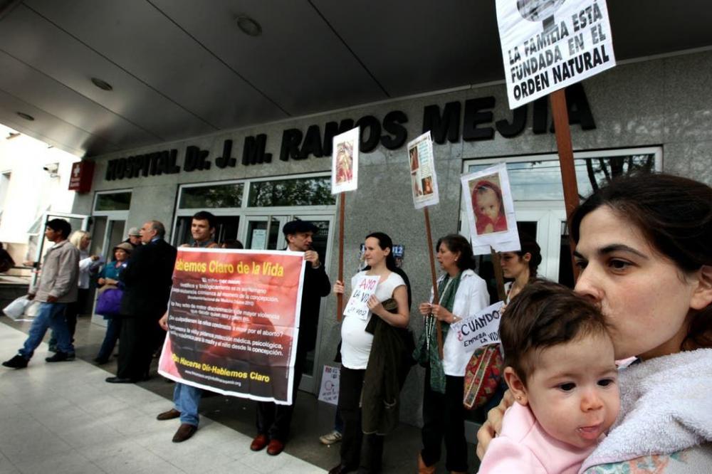 Cómo se organizan los que rechazan la legalización del aborto