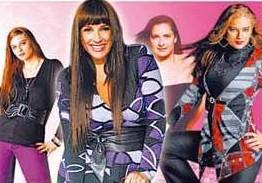 Las mujeres lindas dejan tontos a los hombres