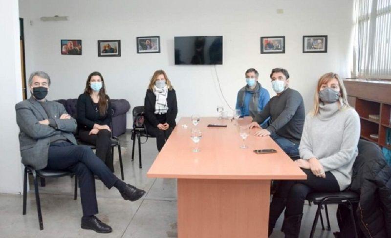 La Provincia ofrece acompañamiento en salud mental desde los Centros de Telemedicina de COVID-19