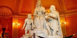 Retiran estatua de Isabel la Católica del Capitolio de California