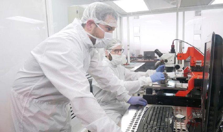 Cientificos argentinos diseñan equipo para medir parámetros respiratorios en pacientes con COVID