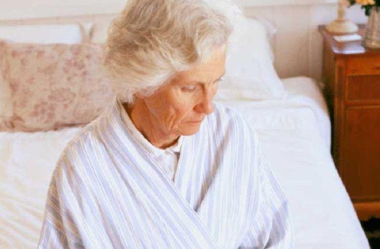 Advierten sobre las consecuencias de la soledad en el sistema inmune de los adultos mayores